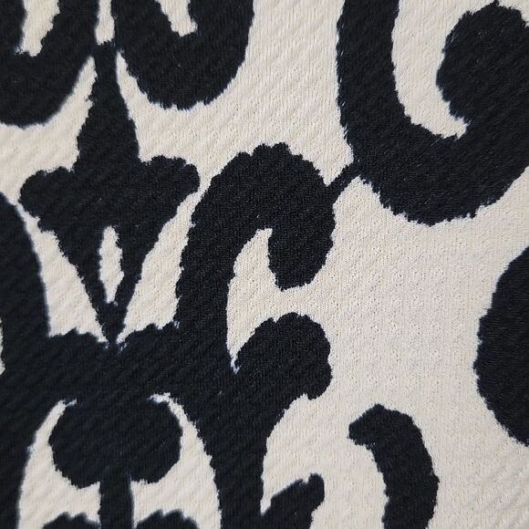 Francesca's Buttons Damask Jaquard Knit Scuba Dress Sleeveless Fit & Flare Mini - Picture 8 of 9